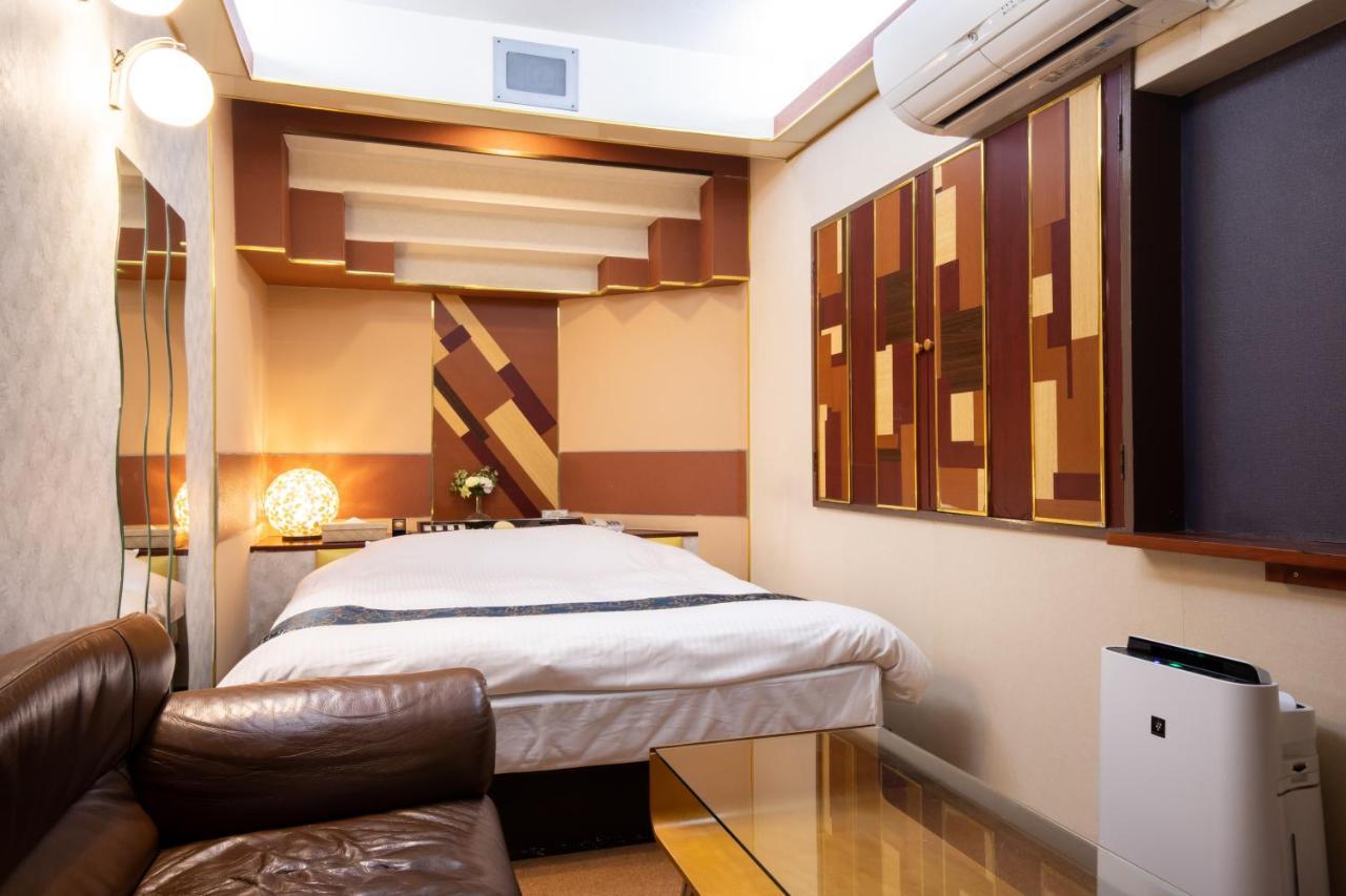 天然個室温泉 Hotel Lafontaine 諏訪 (Adults Only) Suwa  Exterior photo