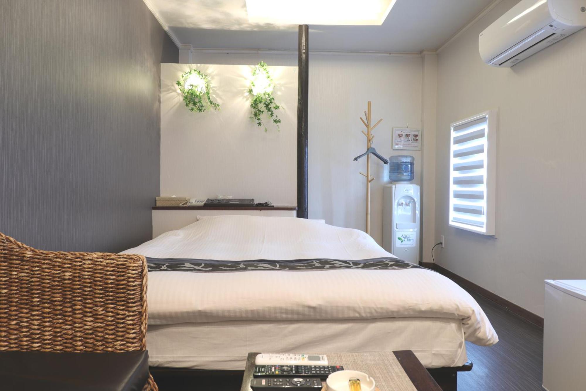 天然個室温泉 Hotel Lafontaine 諏訪 (Adults Only) Suwa  Exterior photo