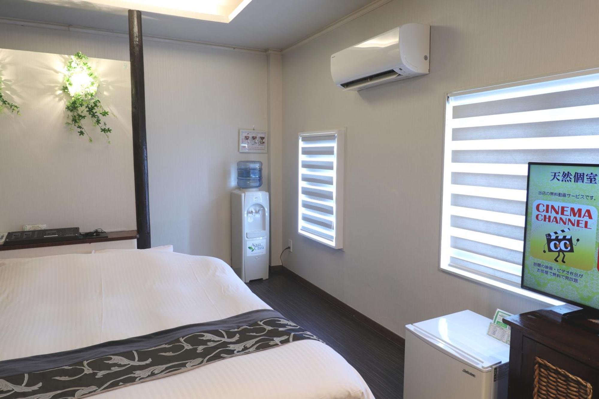 天然個室温泉 Hotel Lafontaine 諏訪 (Adults Only) Suwa  Exterior photo